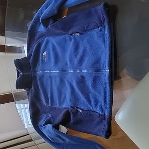 THE NORTH FACE SWEATER